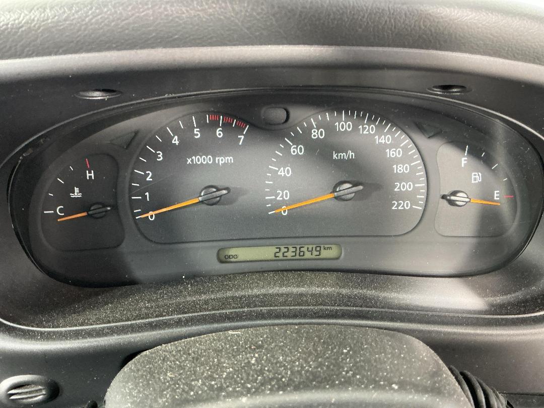 Photo '16' of Holden Commodore VT Acclaim Photo '16' of Holden Commodore VT Acclaim