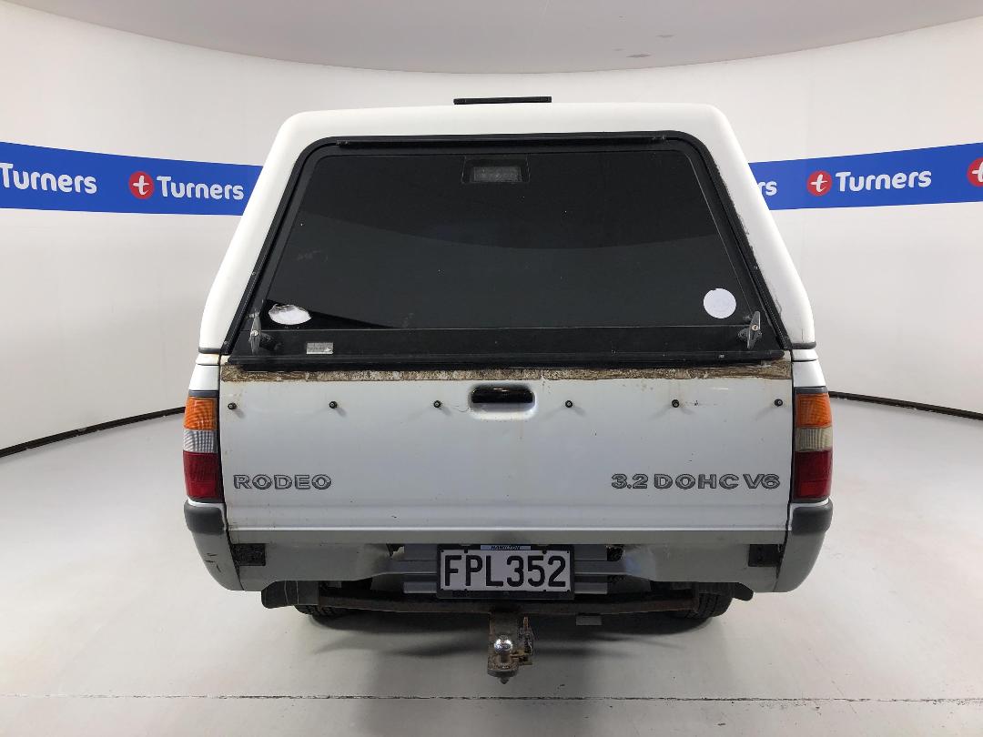 Photo '9' of Holden Rodeo 4X2 V6 LT Crew W/S Photo '9' of Holden Rodeo 4X2 V6 LT Crew W/S