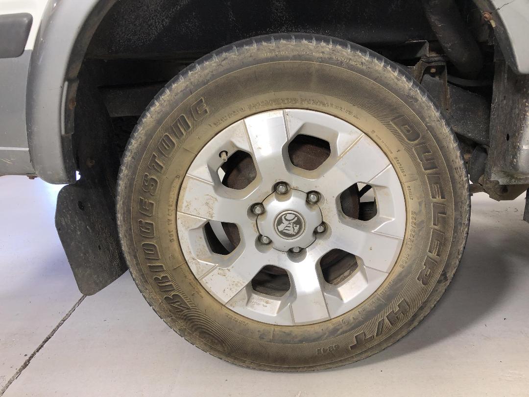 Photo '8' of Holden Rodeo 4X2 V6 LT Crew W/S Photo '8' of Holden Rodeo 4X2 V6 LT Crew W/S