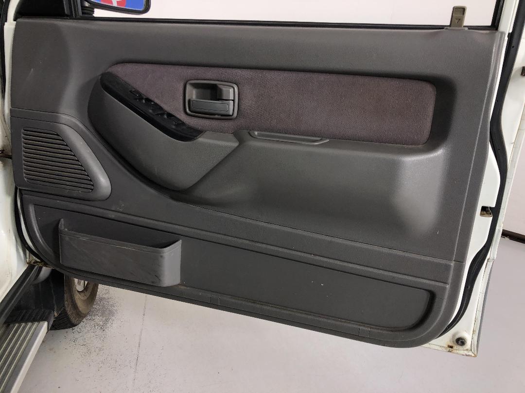 Photo '13' of Holden Rodeo 4X2 V6 LT Crew W/S Photo '13' of Holden Rodeo 4X2 V6 LT Crew W/S