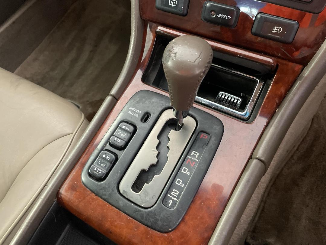 Photo '30' of Honda Legend