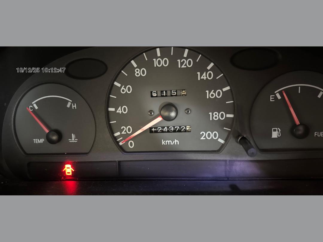 Photo '6' of Hyundai Accent LS Photo '6' of Hyundai Accent LS