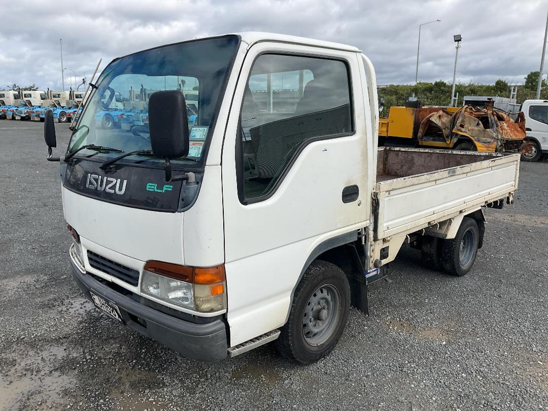 Photo '9' of Isuzu ELF Flat Deck Photo '9' of Isuzu ELF Flat Deck