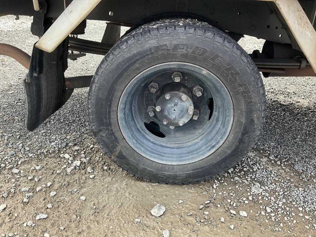 Photo '33' of Isuzu ELF Flat Deck Photo '33' of Isuzu ELF Flat Deck