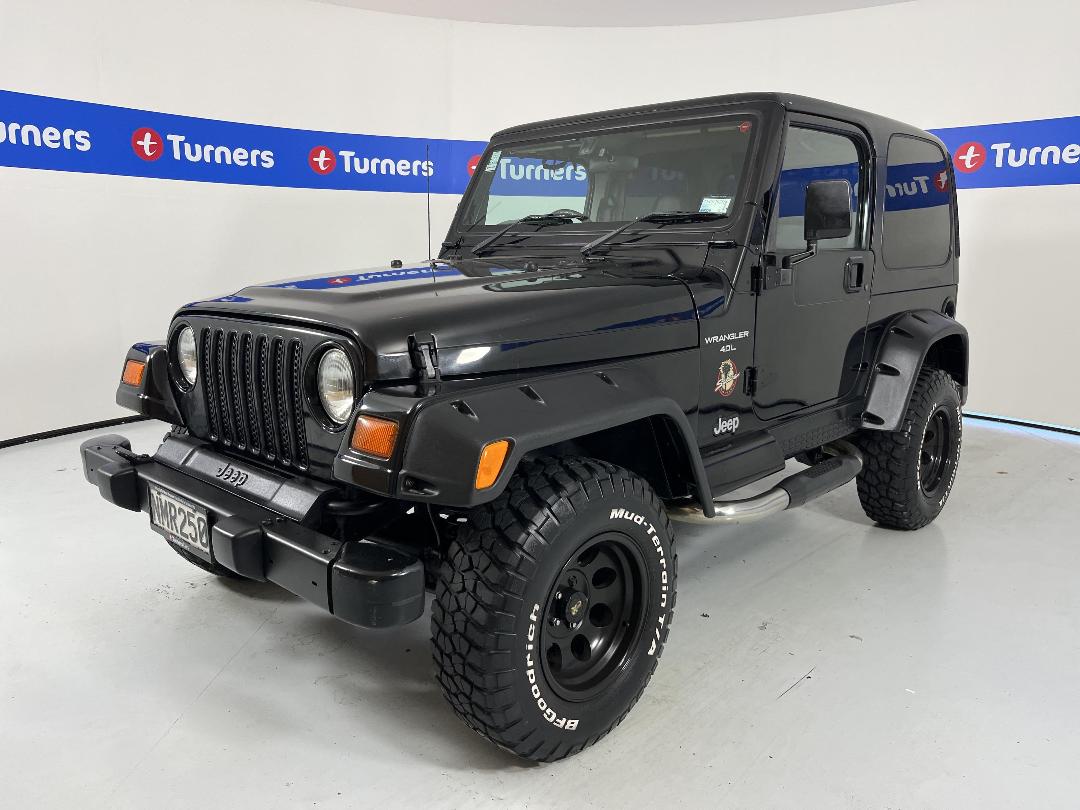 Photo '4' of Jeep Wrangler