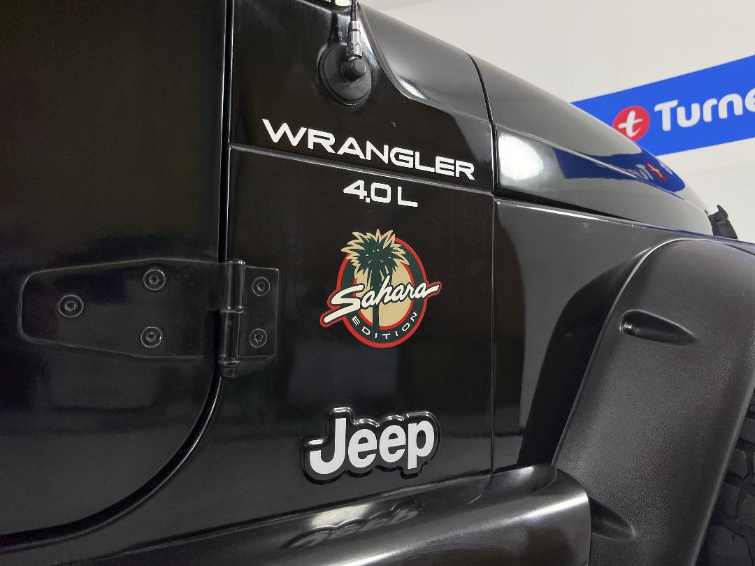 Photo '29' of Jeep Wrangler