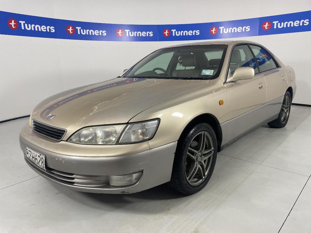 Photo '4' of Lexus Es300