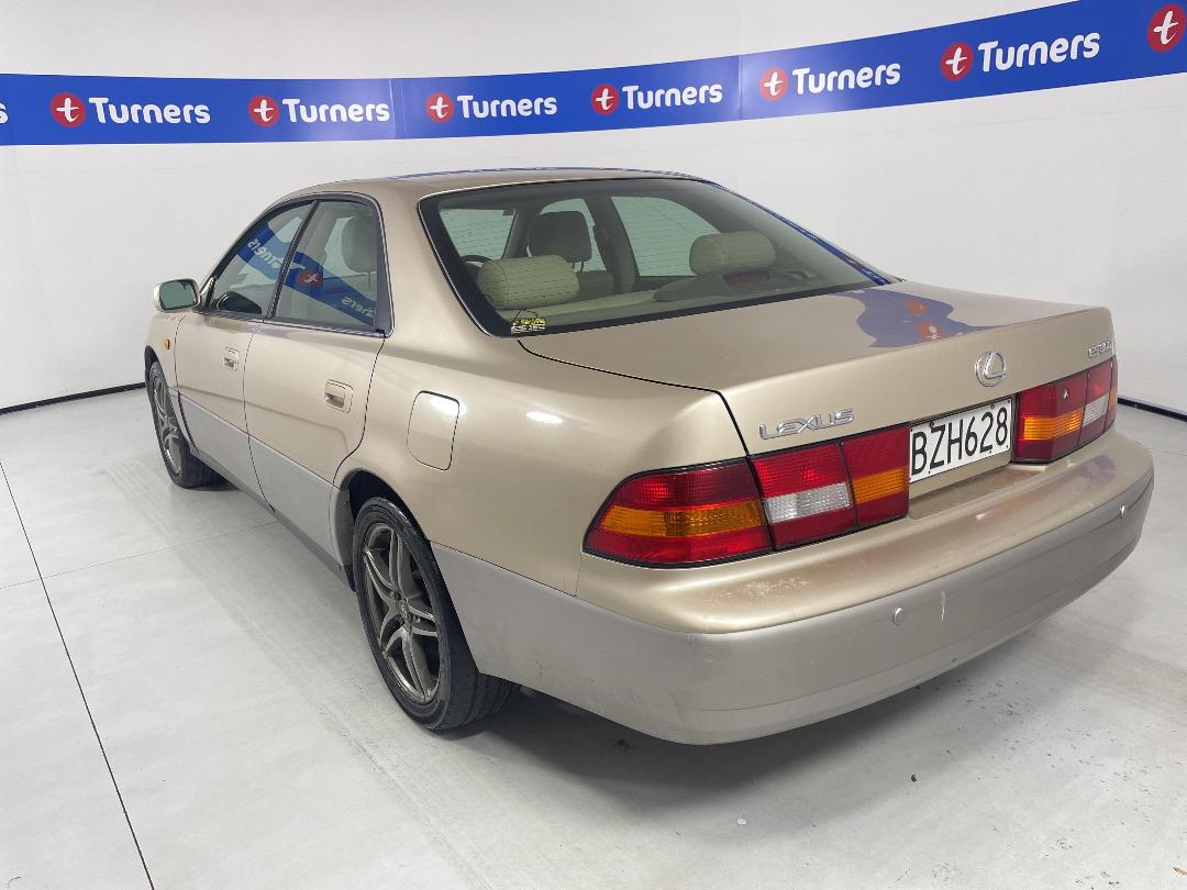 Photo '5' of Lexus Es300