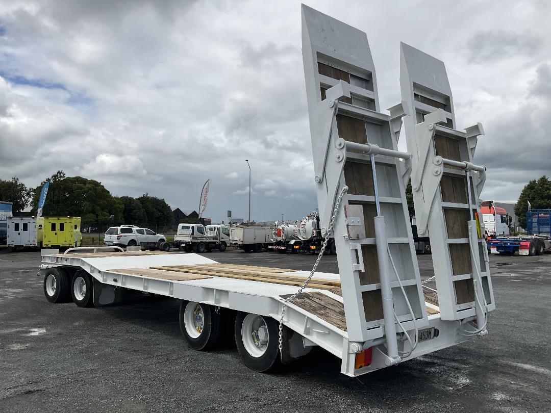 Photo '9' of M.T.E. 4A LOW LOADER TRAILER Transporter Trailer