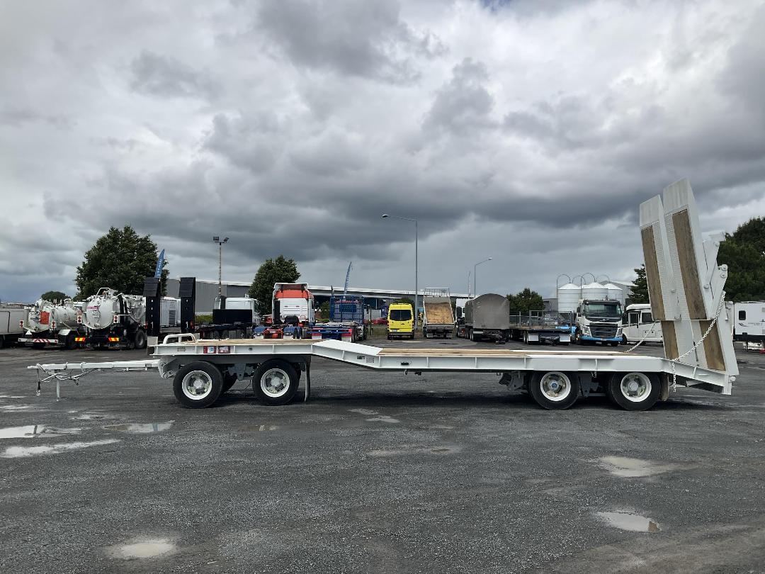 Photo '10' of M.T.E. 4A LOW LOADER TRAILER Transporter Trailer