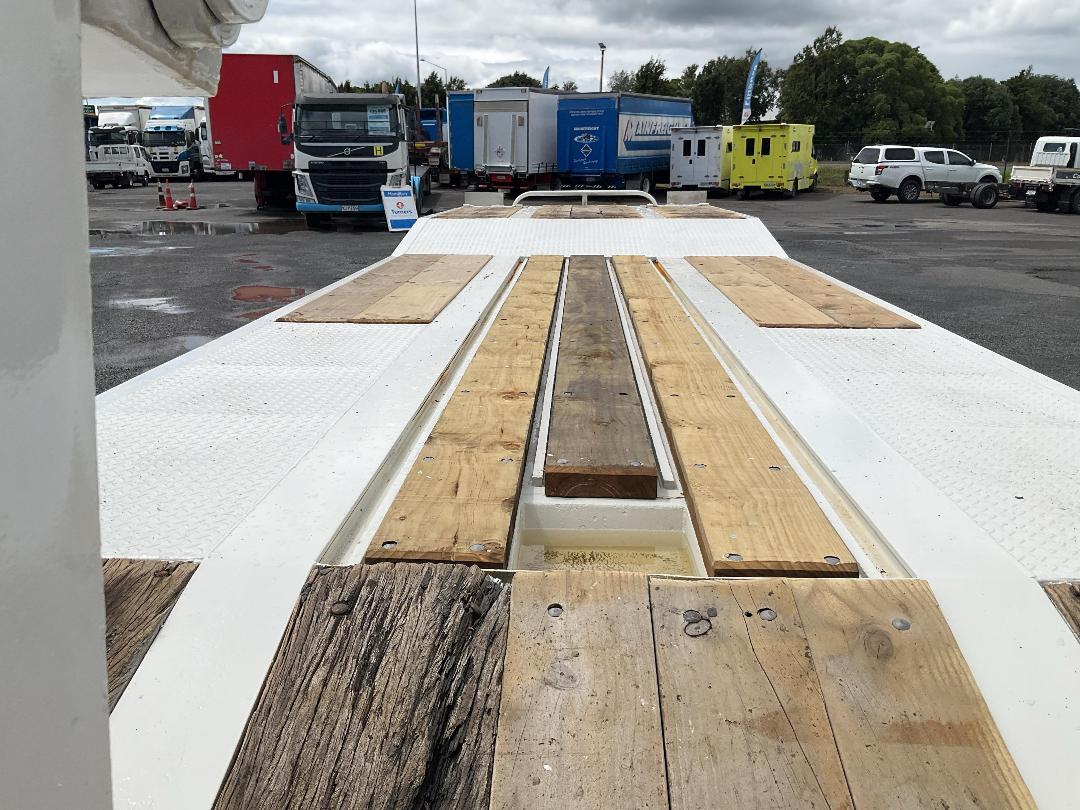 Photo '6' of M.T.E. 4A LOW LOADER TRAILER Transporter Trailer