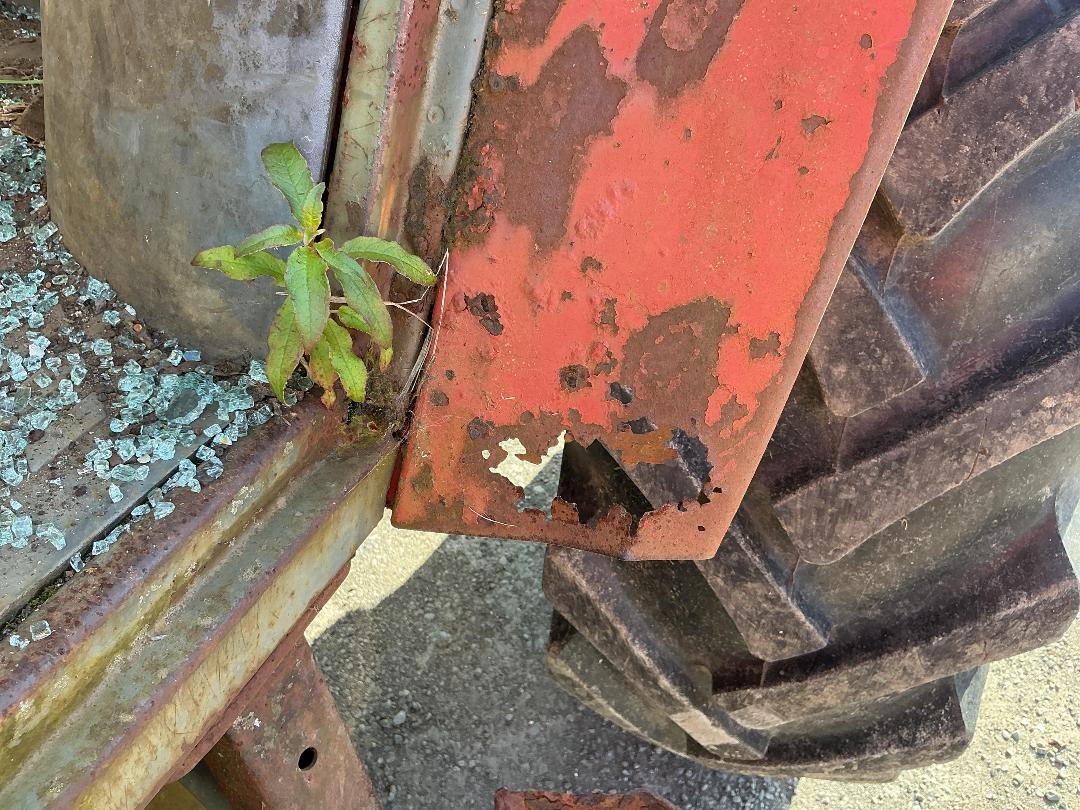 Photo '17' of Massey Ferguson 4235S Tractor