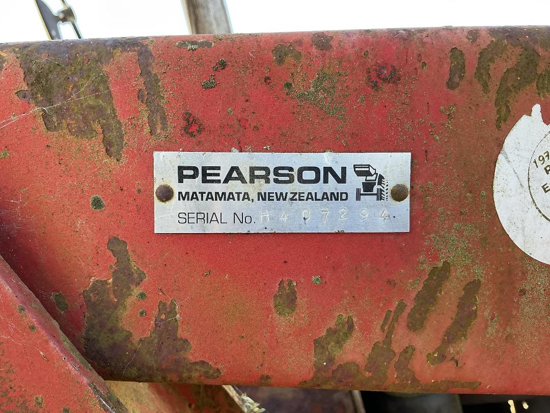 Photo '38' of Massey Ferguson 4235S Tractor