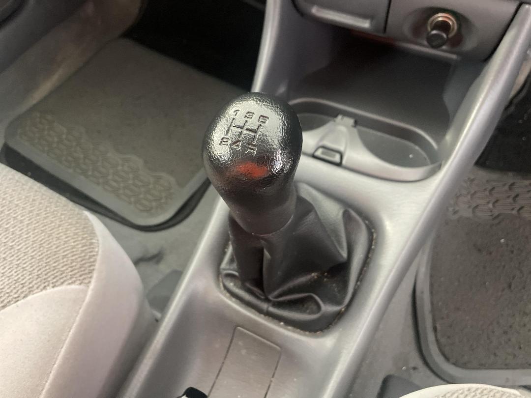 Photo '29' of Mazda 323