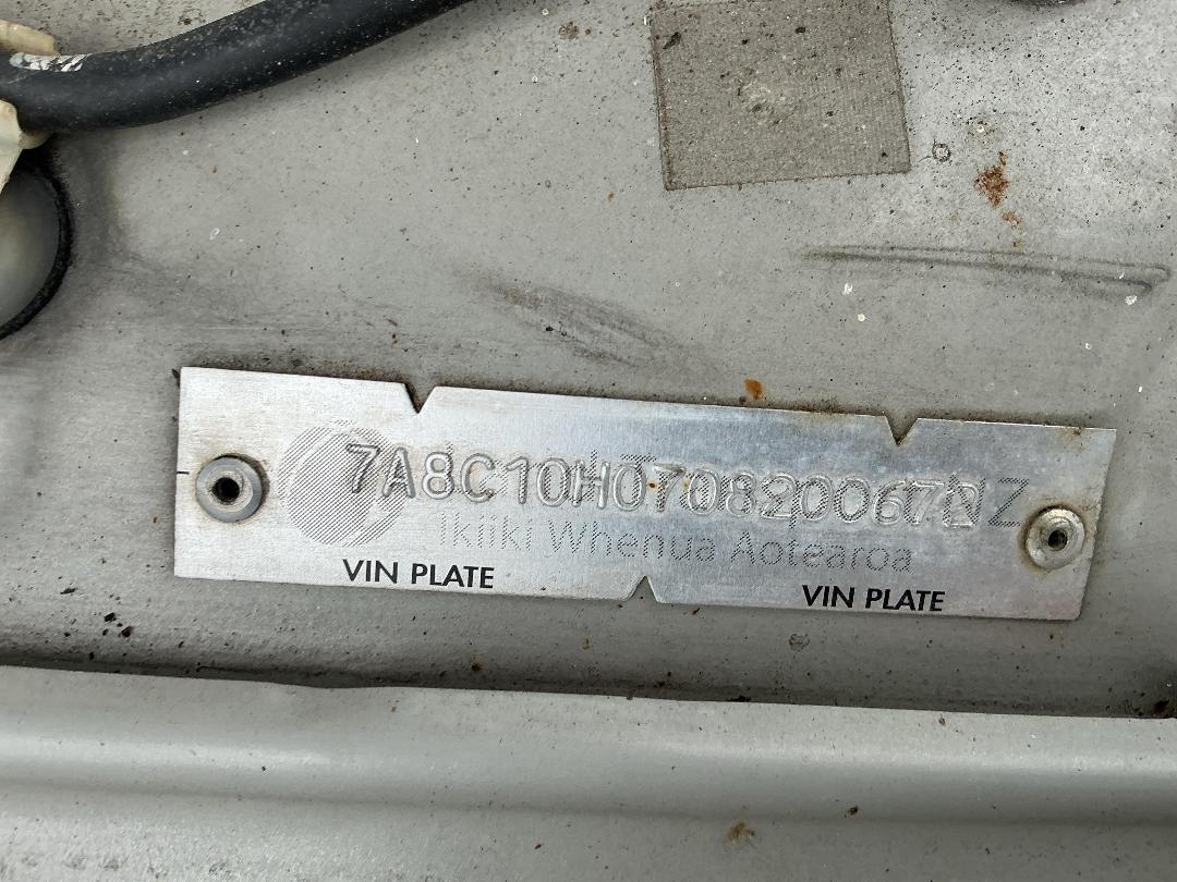 Photo '12' of Mazda Familia