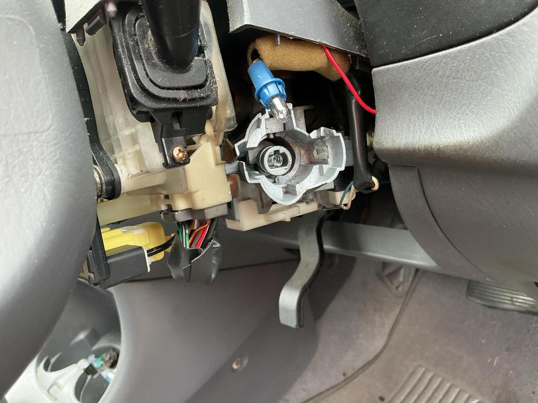 Photo '13' of Mazda Familia