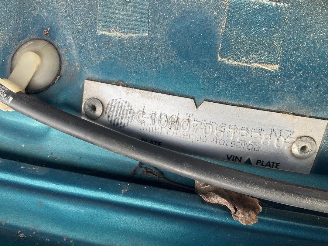 Photo '9' of Mazda Familia