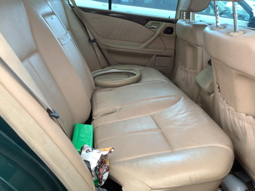 Photo '9' of Mercedes-Benz E-Class E280 Elegance Photo '9' of Mercedes-Benz E-Class E280 Elegance