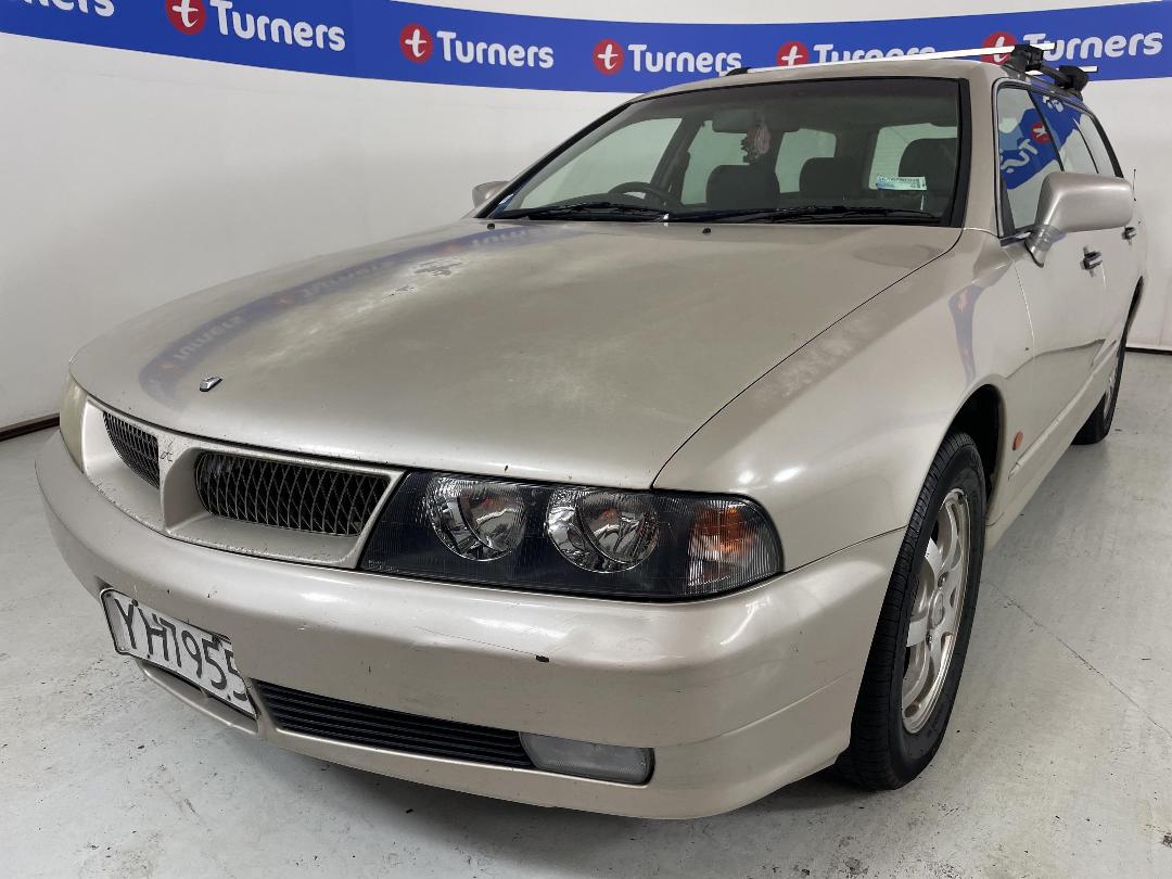 Photo '4' of Mitsubishi Diamante