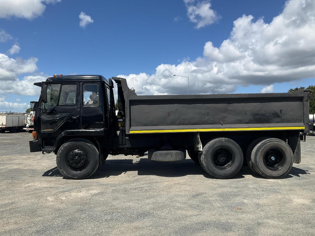 Photo '7' of Mitsubishi Fighter FN527S Tipper