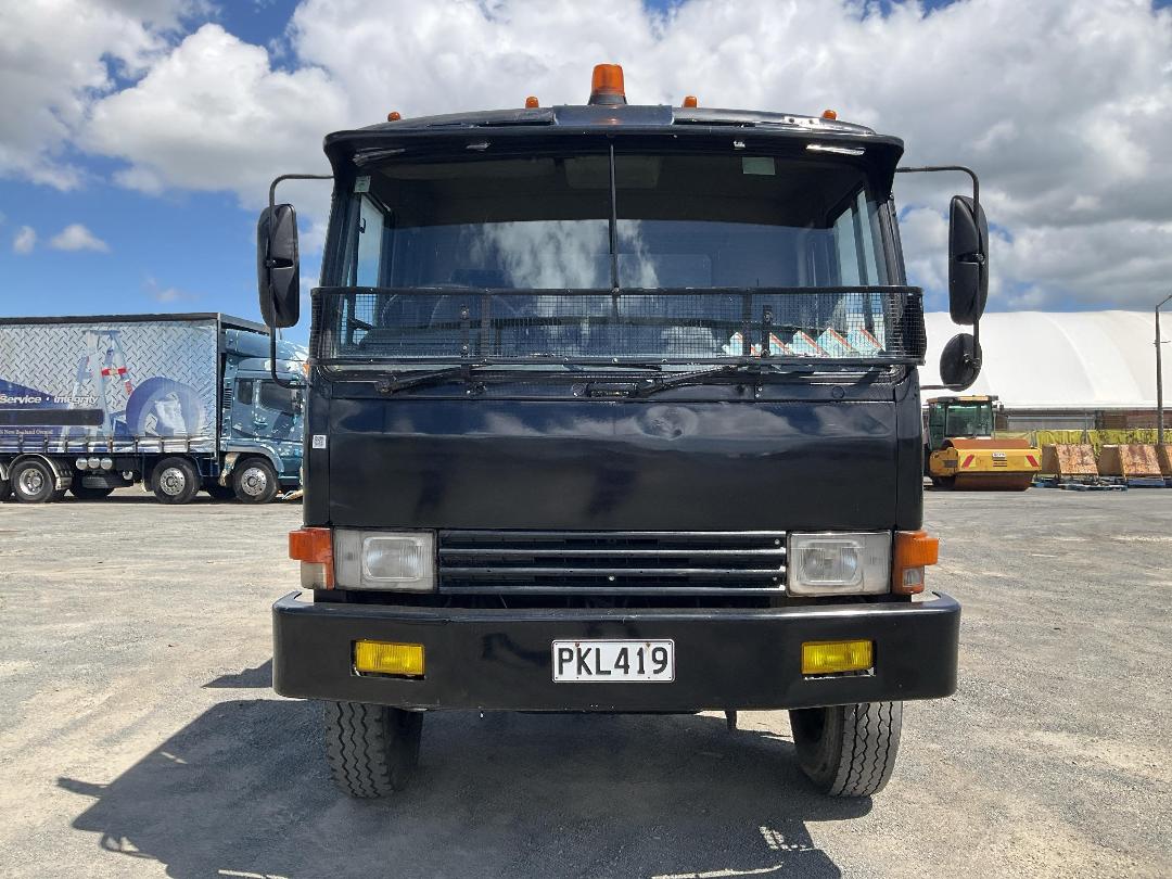 Photo '10' of Mitsubishi Fighter FN527S Tipper