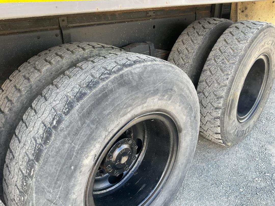 Photo '39' of Mitsubishi Fighter FN527S Tipper