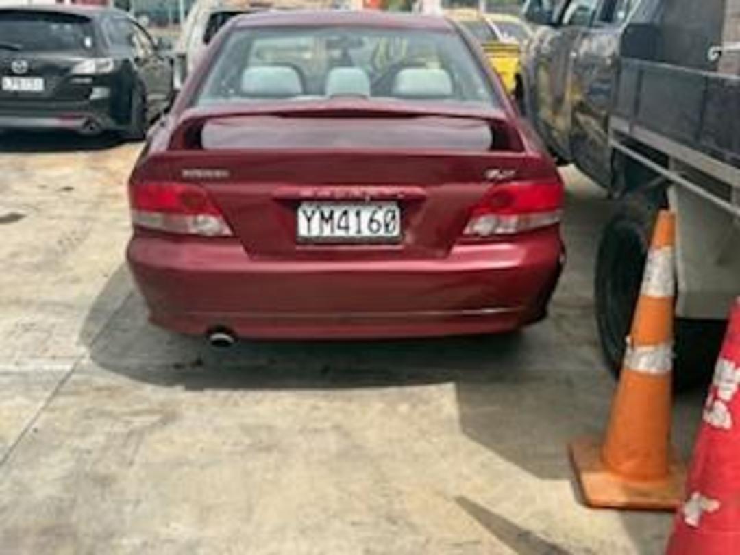 Photo '4' of Mitsubishi Galant Glxi