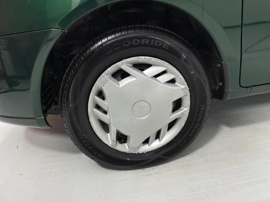 Photo '10' of Mitsubishi Mirage Photo '10' of Mitsubishi Mirage