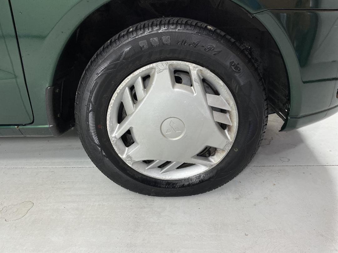 Photo '9' of Mitsubishi Mirage Photo '9' of Mitsubishi Mirage