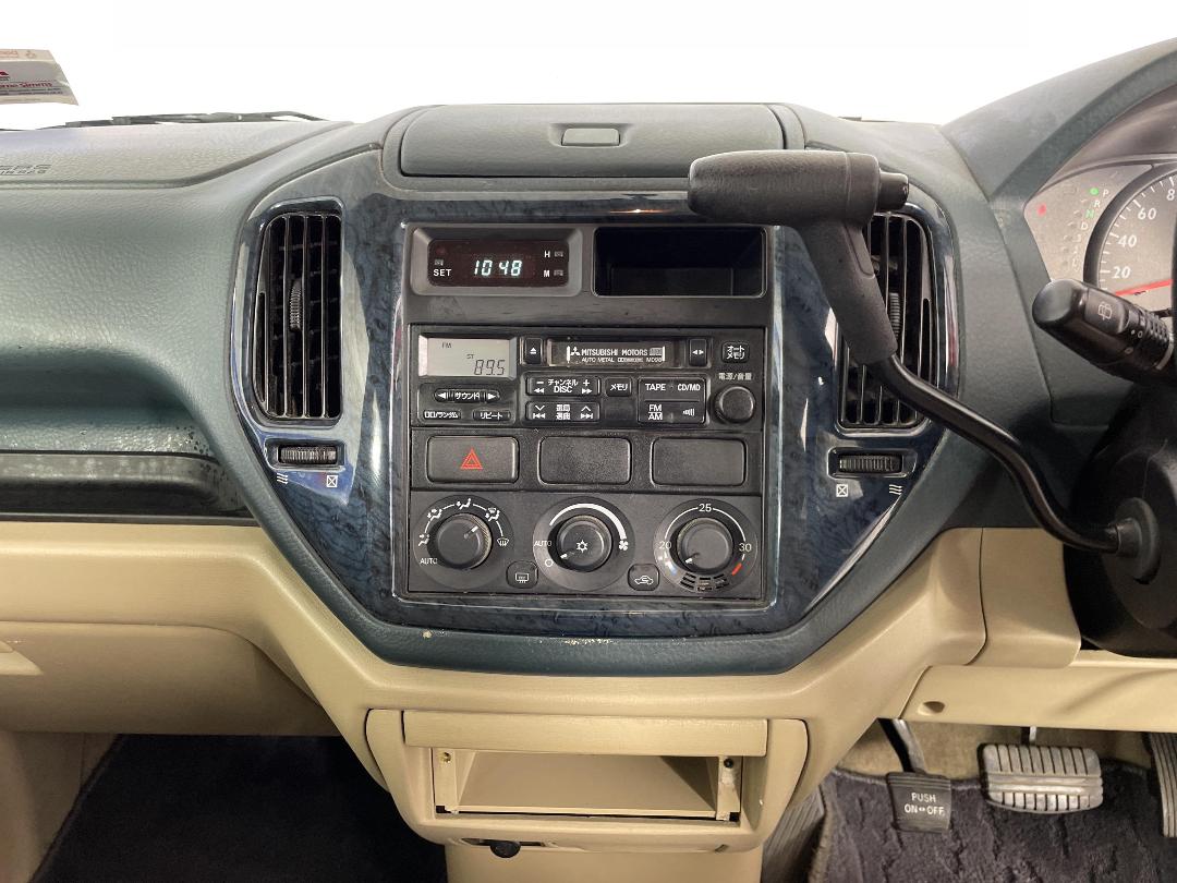 Photo '18' of Mitsubishi Mirage Photo '18' of Mitsubishi Mirage