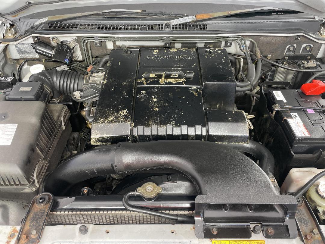 Photo '6' of Mitsubishi Pajero