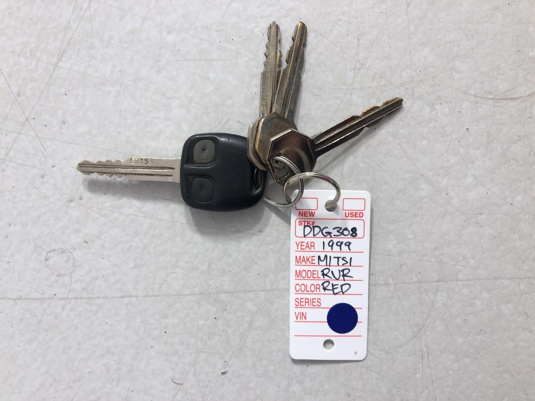 Photo '21' of Mitsubishi RVR Photo '21' of Mitsubishi RVR