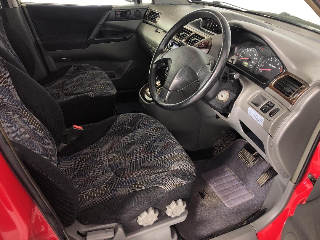 Photo '16' of Mitsubishi RVR Photo '16' of Mitsubishi RVR