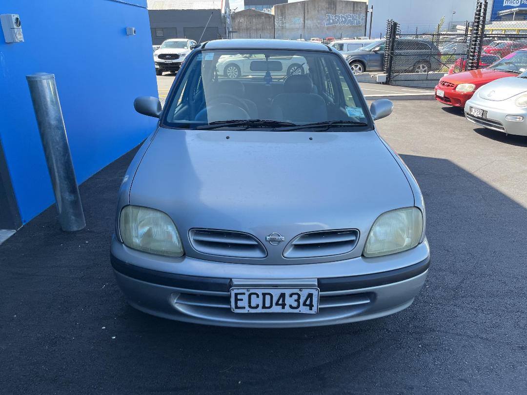 Photo '2' of Nissan March Photo '2' of Nissan March