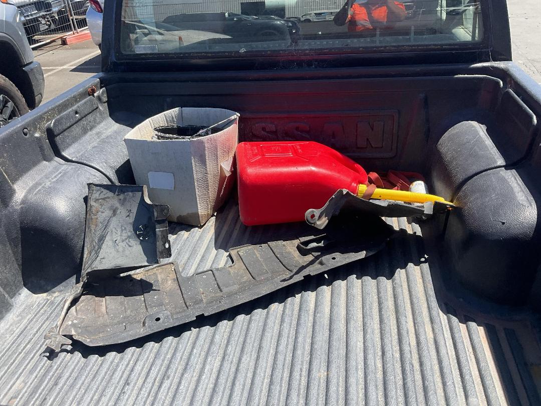 Photo '6' of Nissan Navara D/C