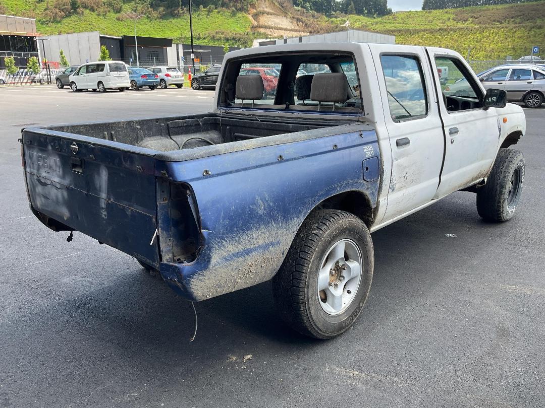 Photo '4' of Nissan Navara D/C W/S Photo '4' of Nissan Navara D/C W/S