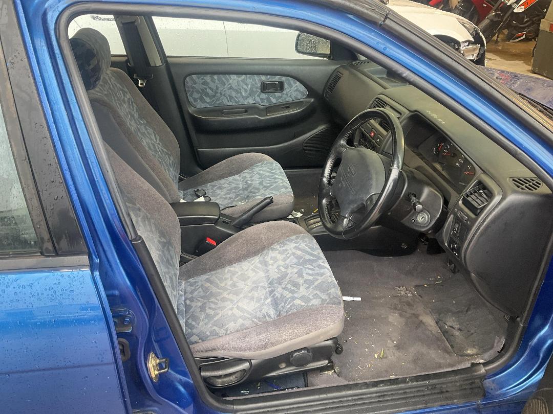 Photo '8' of Nissan Pulsar SLX