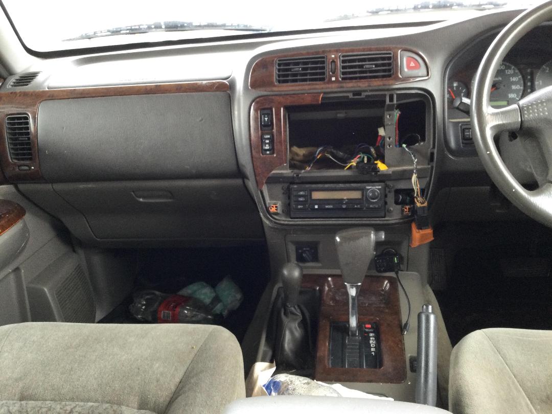 Photo '16' of Nissan Safari Photo '16' of Nissan Safari