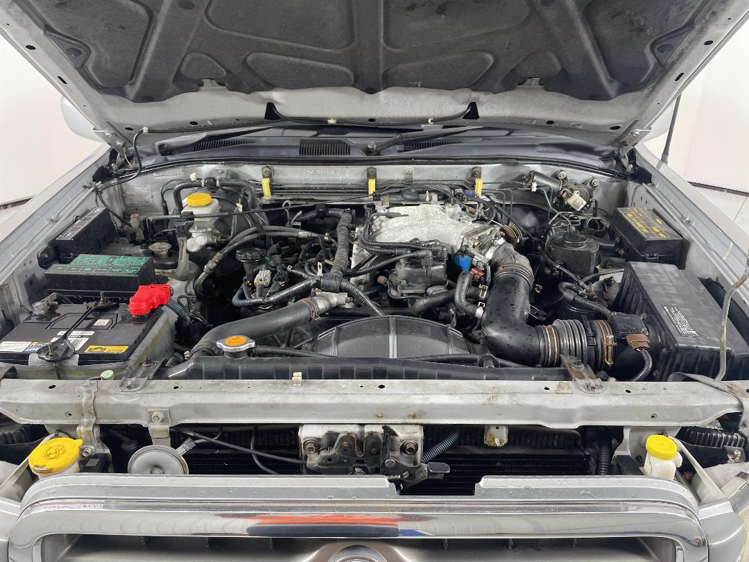 Photo '13' of Nissan Terrano Photo '13' of Nissan Terrano