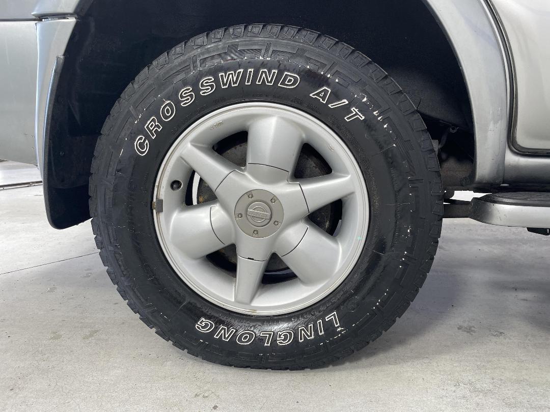 Photo '12' of Nissan Terrano Photo '12' of Nissan Terrano