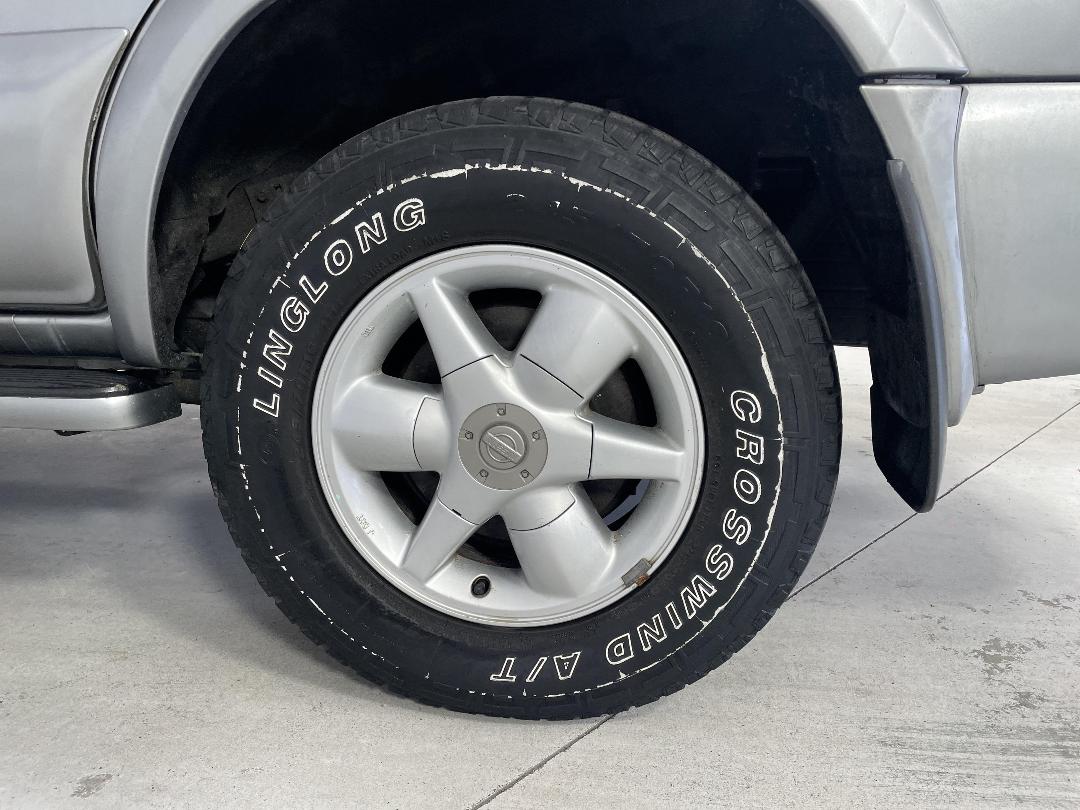 Photo '11' of Nissan Terrano Photo '11' of Nissan Terrano