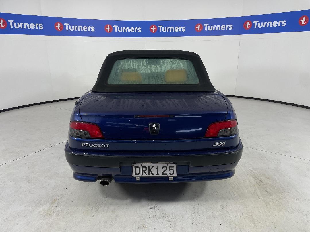 Photo '9' of Peugeot 306 Pininfarina
