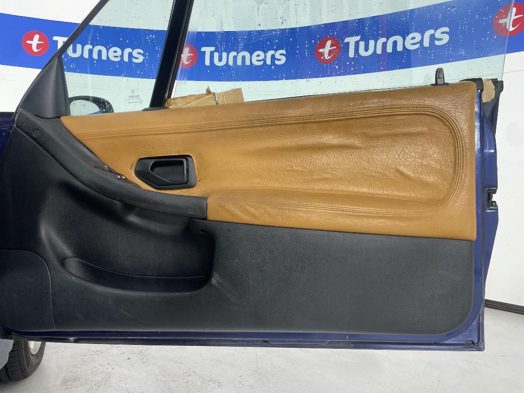 Photo '13' of Peugeot 306 Pininfarina