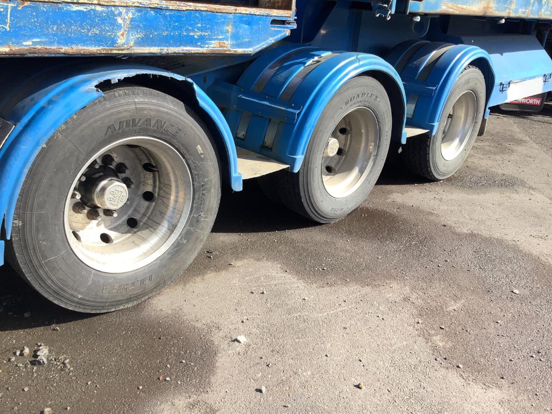 Photo '7' of ROADMASTER SP 3A-7.6B Curtainsider Trailer Photo '7' of ROADMASTER SP 3A-7.6B Curtainsider Trailer