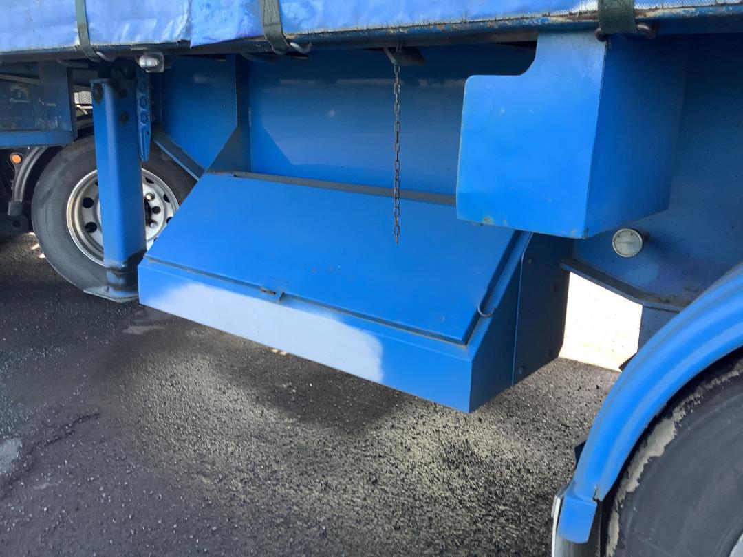 Photo '17' of ROADMASTER SP 3A-7.6B Curtainsider Trailer Photo '17' of ROADMASTER SP 3A-7.6B Curtainsider Trailer