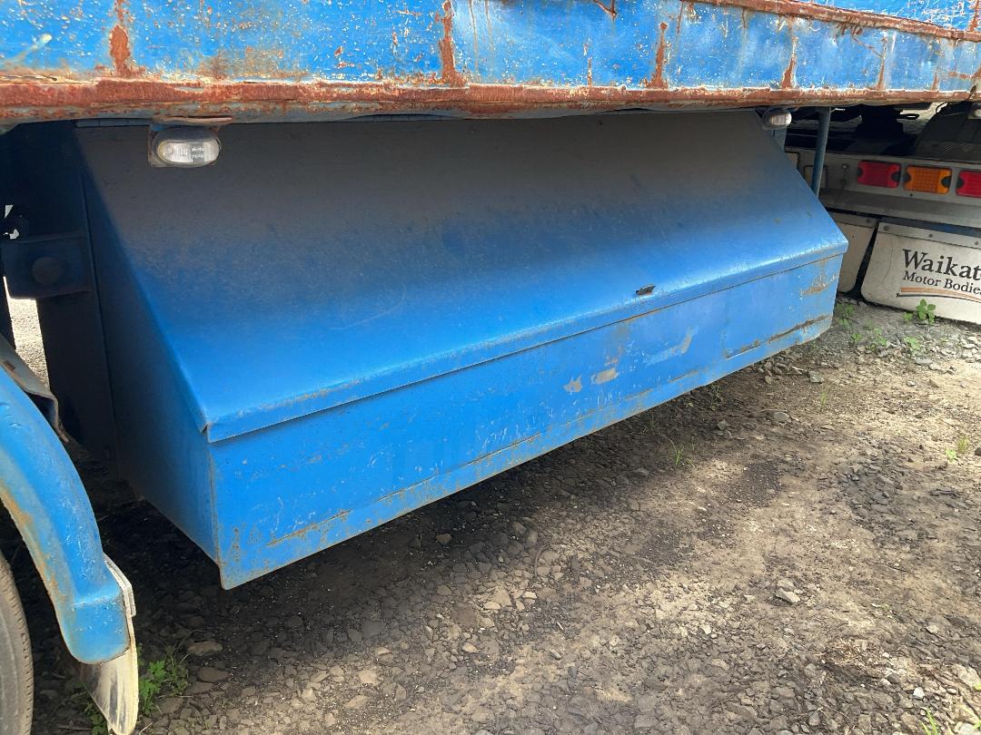 Photo '13' of ROADMASTER SP 3A-7.6B Curtainsider Trailer