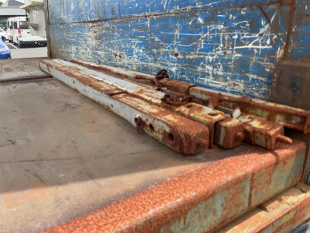 Photo '29' of ROADMASTER SP 3A-7.6B Curtainsider Trailer