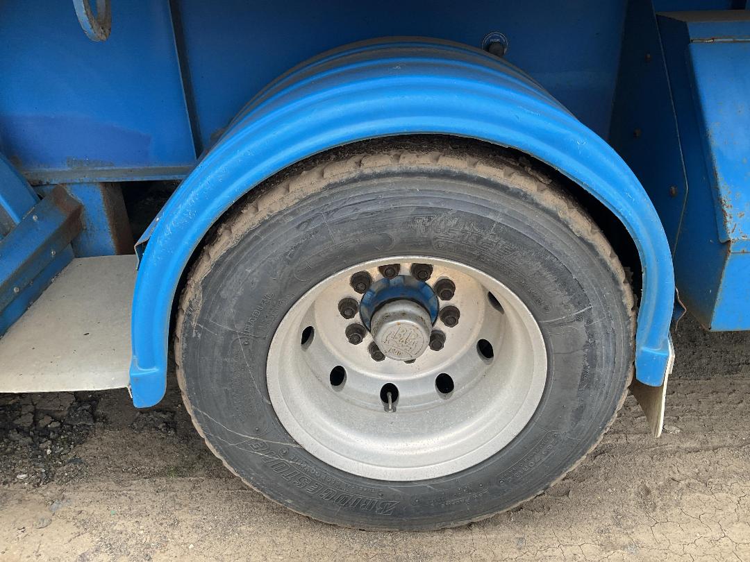 Photo '43' of ROADMASTER SP 3A-7.6B Curtainsider Trailer