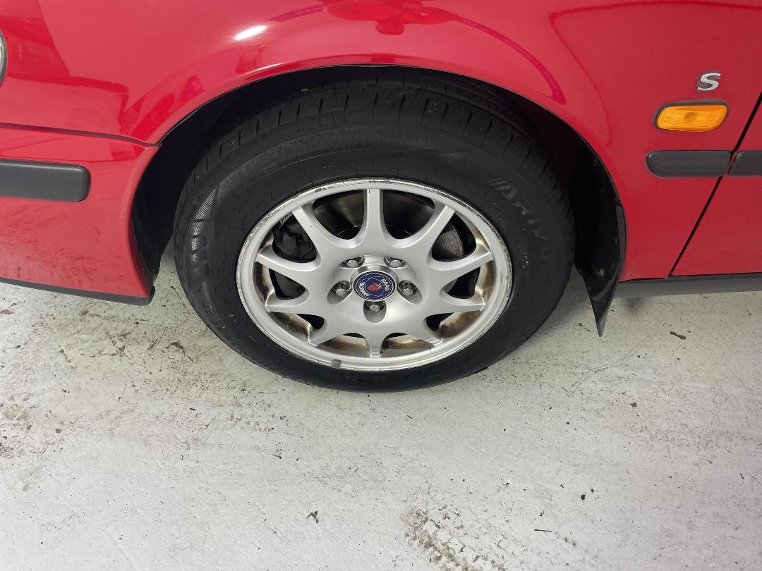 Photo '10' of Saab 9-3 Photo '10' of Saab 9-3