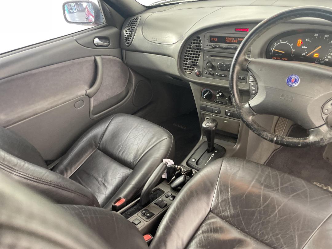 Photo '18' of Saab 9-3 Photo '18' of Saab 9-3